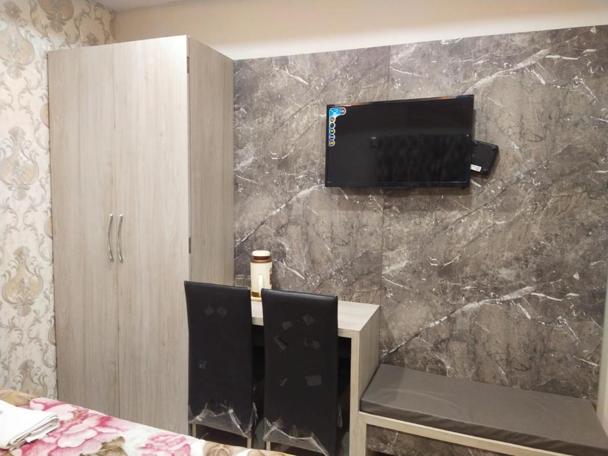 Hotel Gateway Kailash Varanasi Exterior photo
