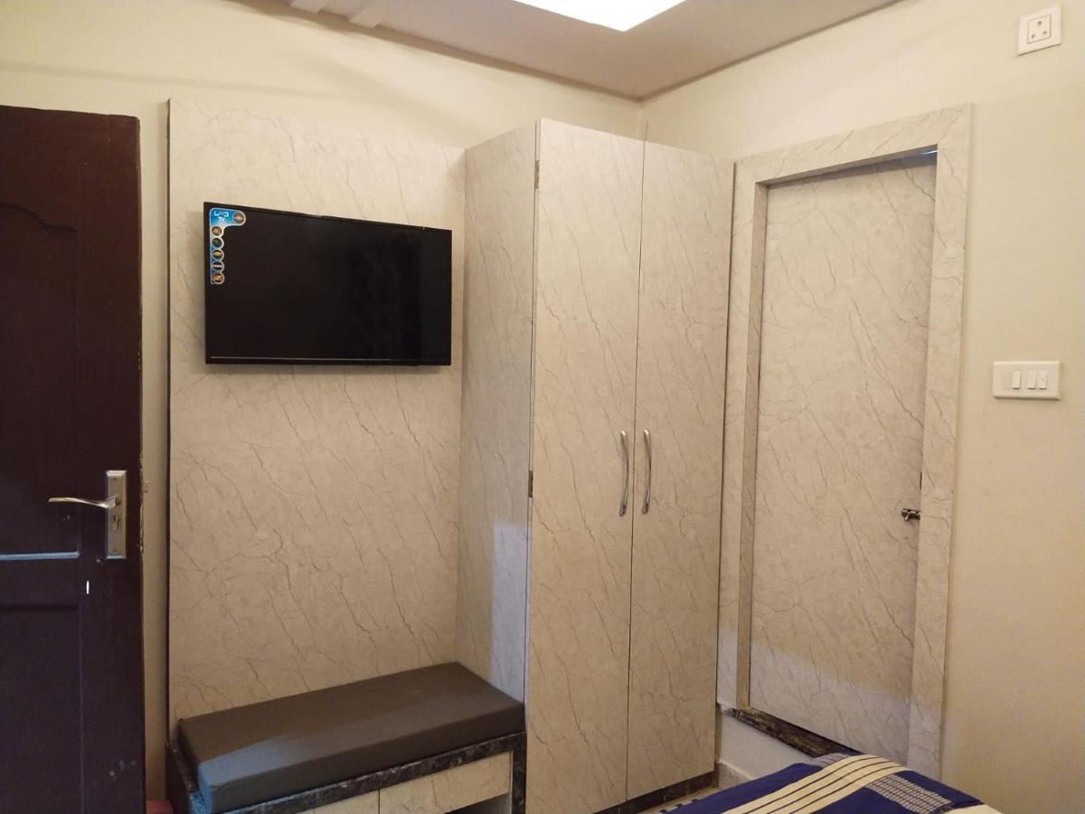 Hotel Gateway Kailash Varanasi Exterior photo