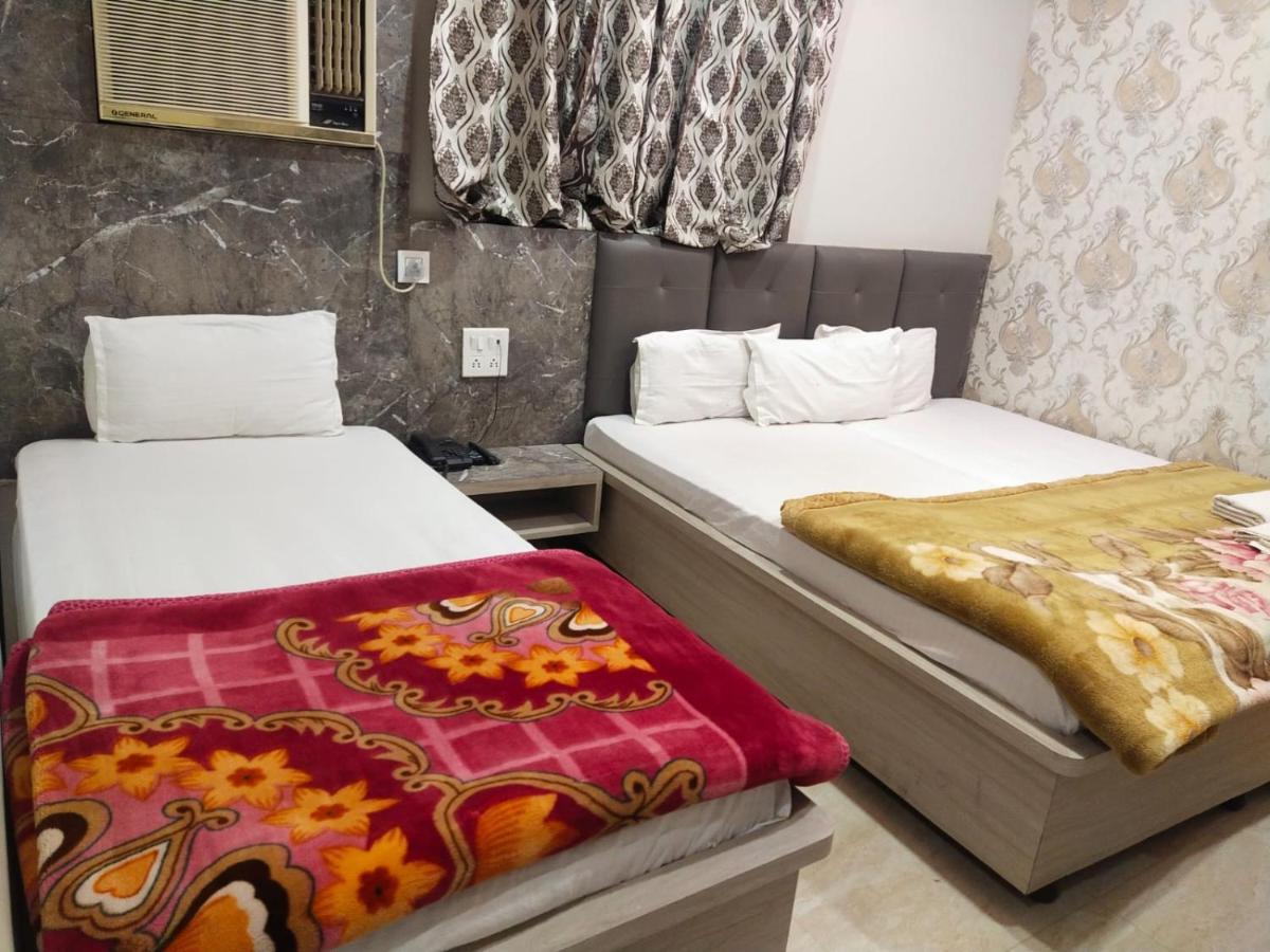 Hotel Gateway Kailash Varanasi Exterior photo