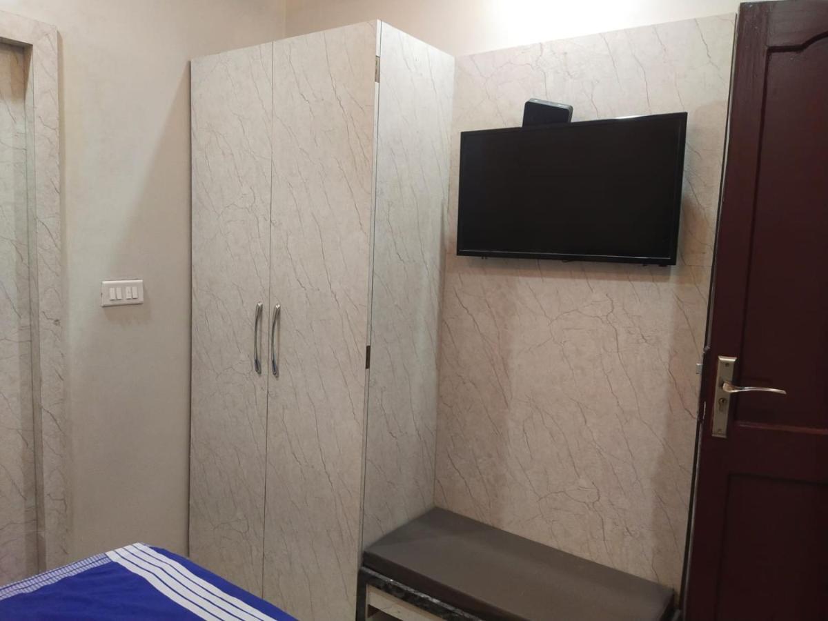 Hotel Gateway Kailash Varanasi Exterior photo